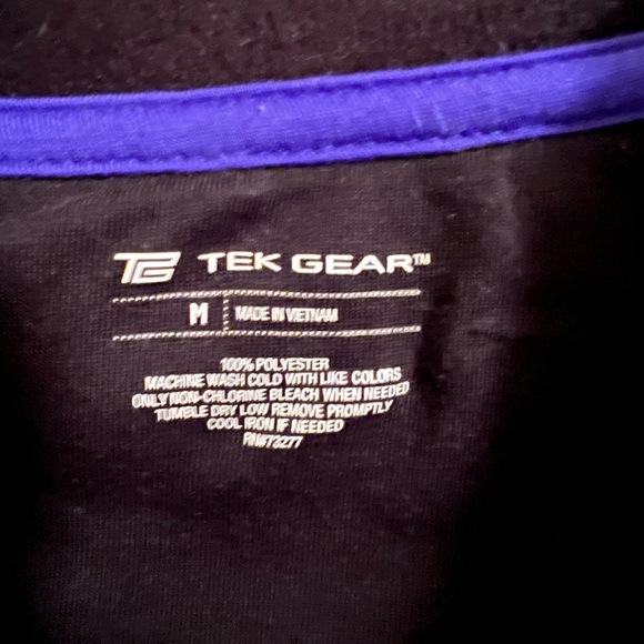 Bundle of 2 Comfy and soft zip ups- Columbia and Black Tek Gear  size M - Picture 9 of 9